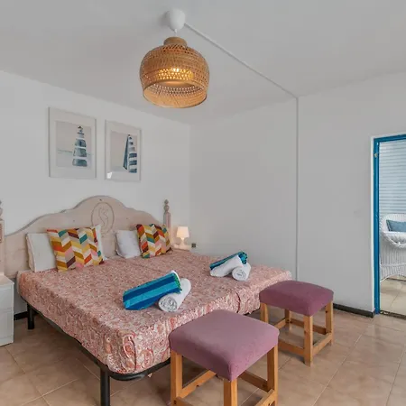 Surf House Semesterbostad