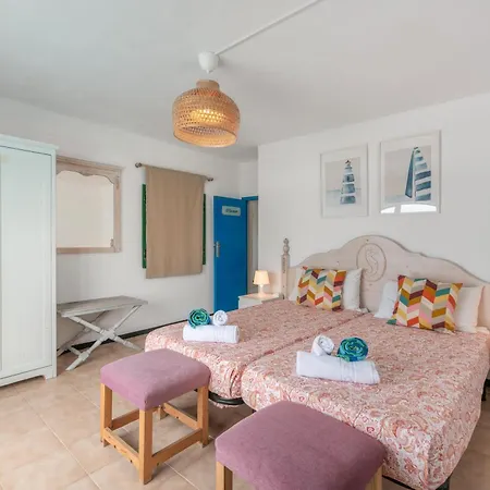 Surf House Tatil Evi La Santa