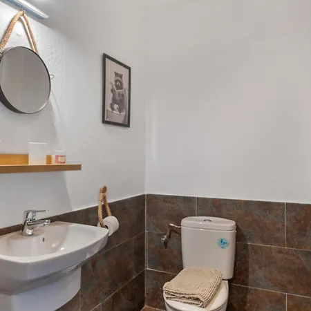 Surf House Tatil Evi *