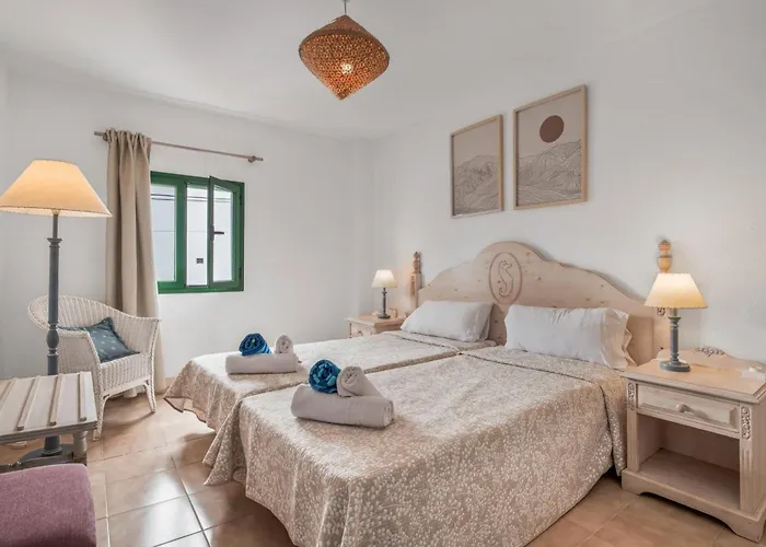 Surf House בית נופש *