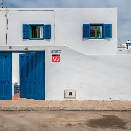 Surf House La Santa